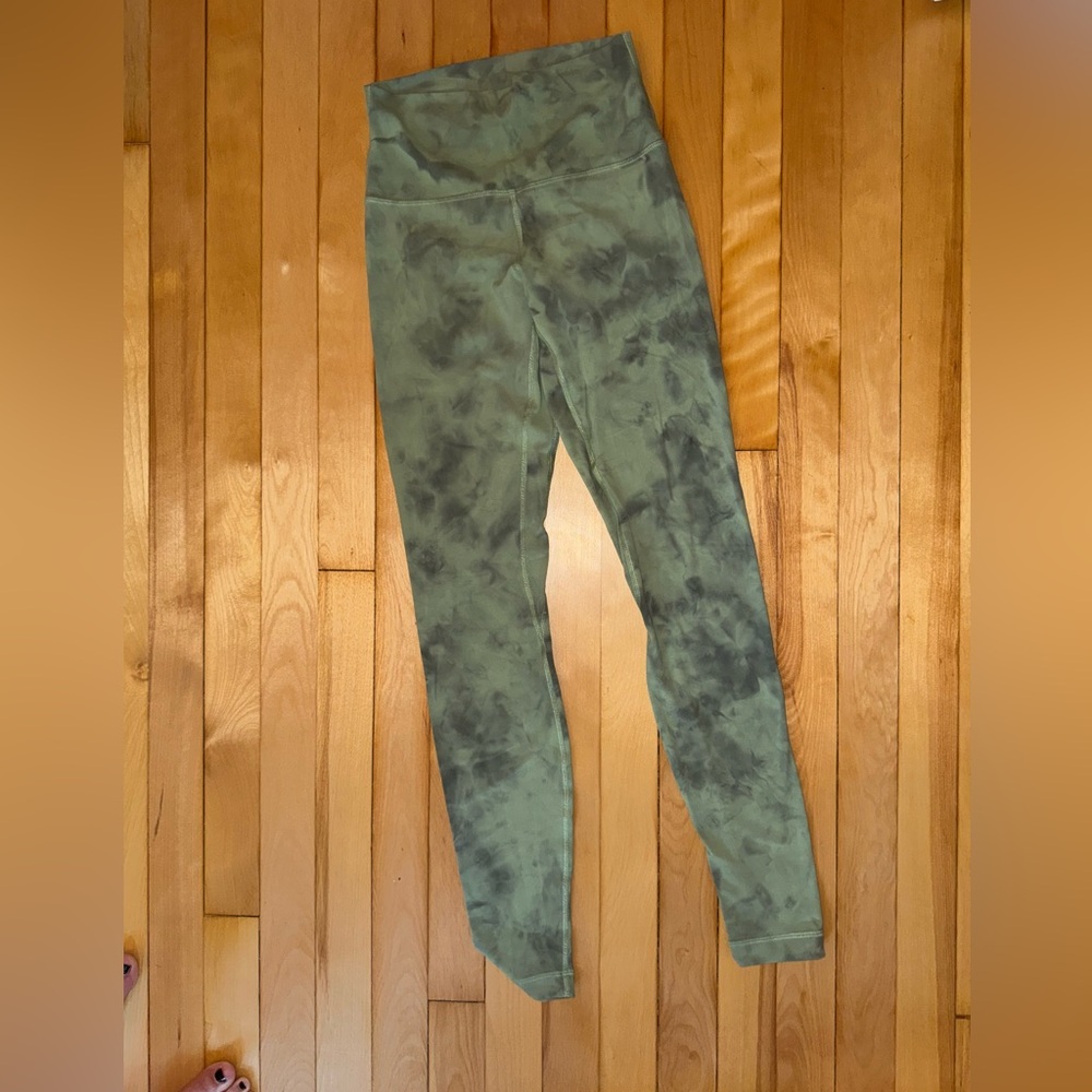 Lululemon Athletica Green Tie-Dye Leggings